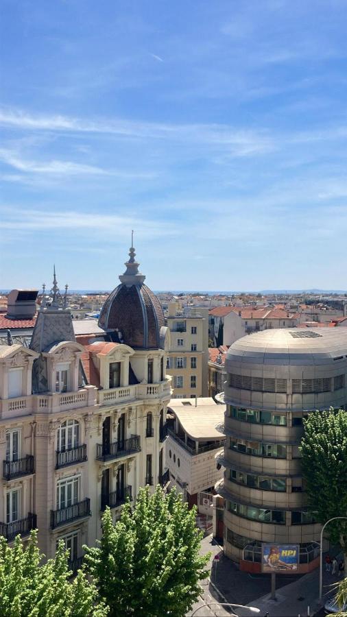 Appartement 2 Pieces En Etage Eleve, Centre-Ville Au Calme, Petite Vue Mer Nice Exterior foto